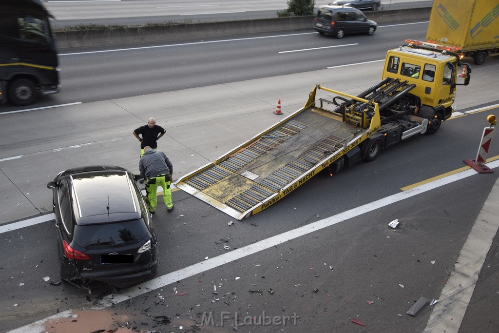 VU mehrere PKW A 3 Rich Oberhausen Hoehe AK Koeln Ost P226.JPG - Miklos Laubert